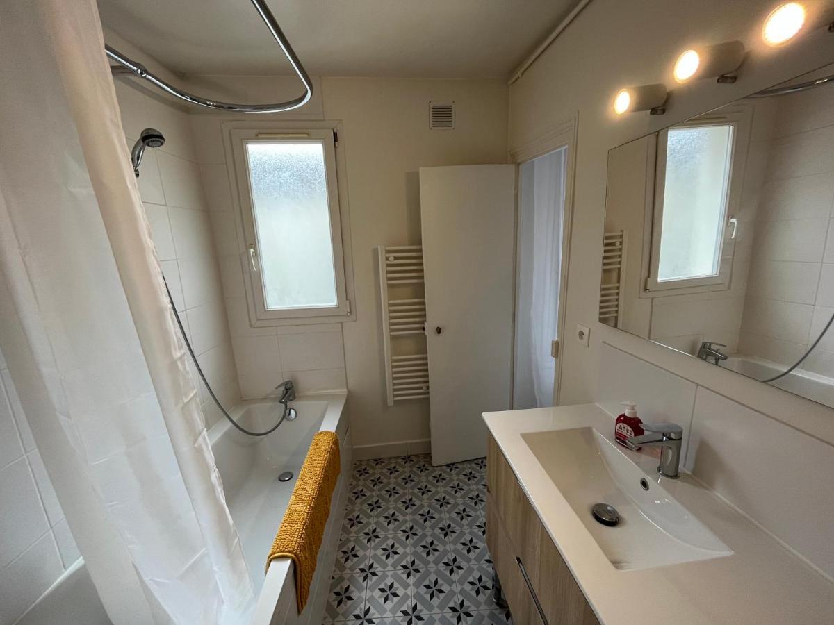 Apartmán Le Voltaire Melun Exteriér fotografie
