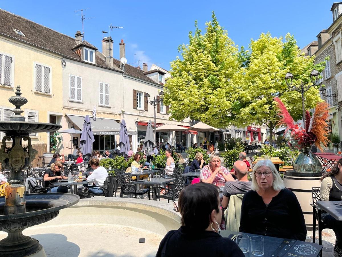 Apartmán Le Voltaire Melun Exteriér fotografie